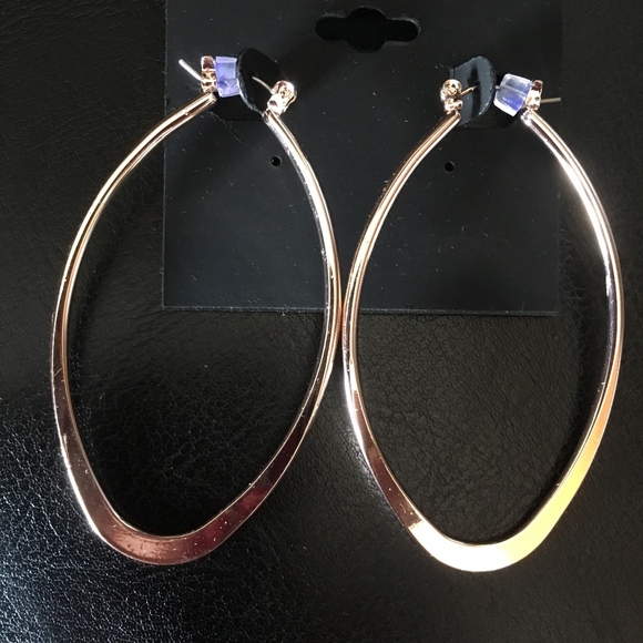Guess Long Oval Hoops Stunning - Picture 1 of 1